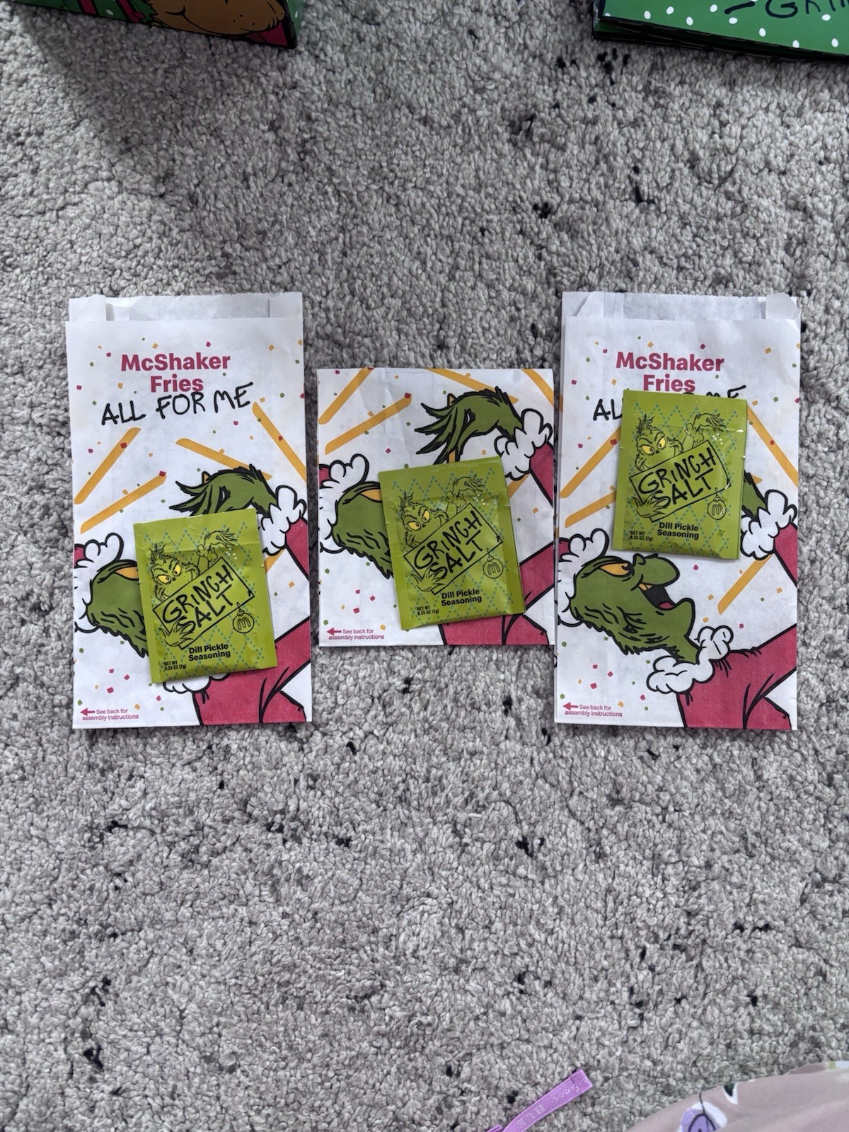 3 McDonald’s Grinch Salt 2025 Dill Pickle Seasoning Flavor Packs