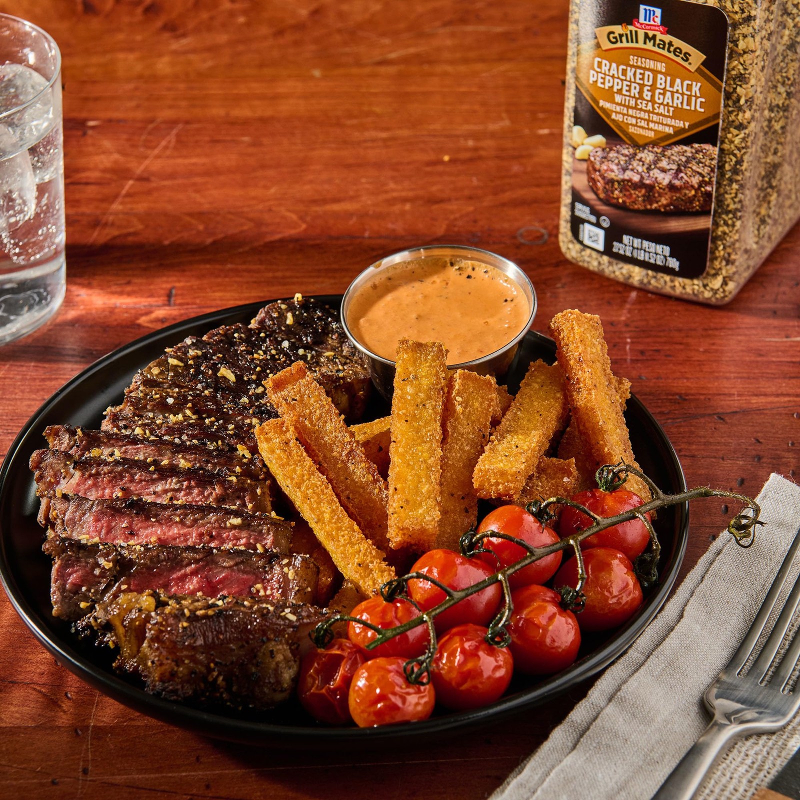 McCormick Grill Mates Cracked Black Pepper & Garlic 27.52 Ounce (Pack of 1)