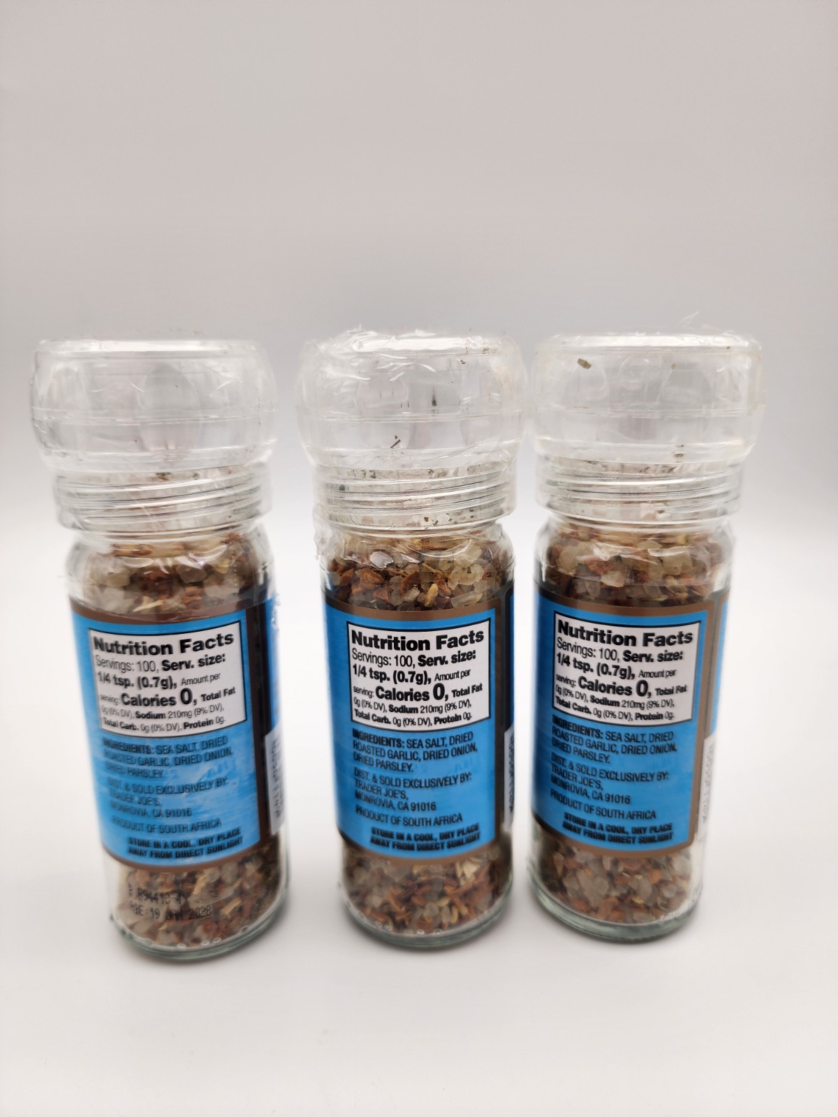 3 Pack Trader Joe’s Garlic Salt & Built-in Grinder Seasoning Mix 2.46 oz/Jar
