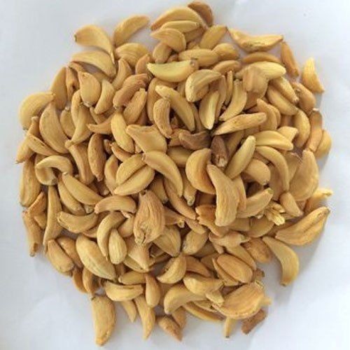 Dehydrated Garlic Flakes,100% Natural,Rich in Iron,Easy to Cook, 0% Trans-Fat