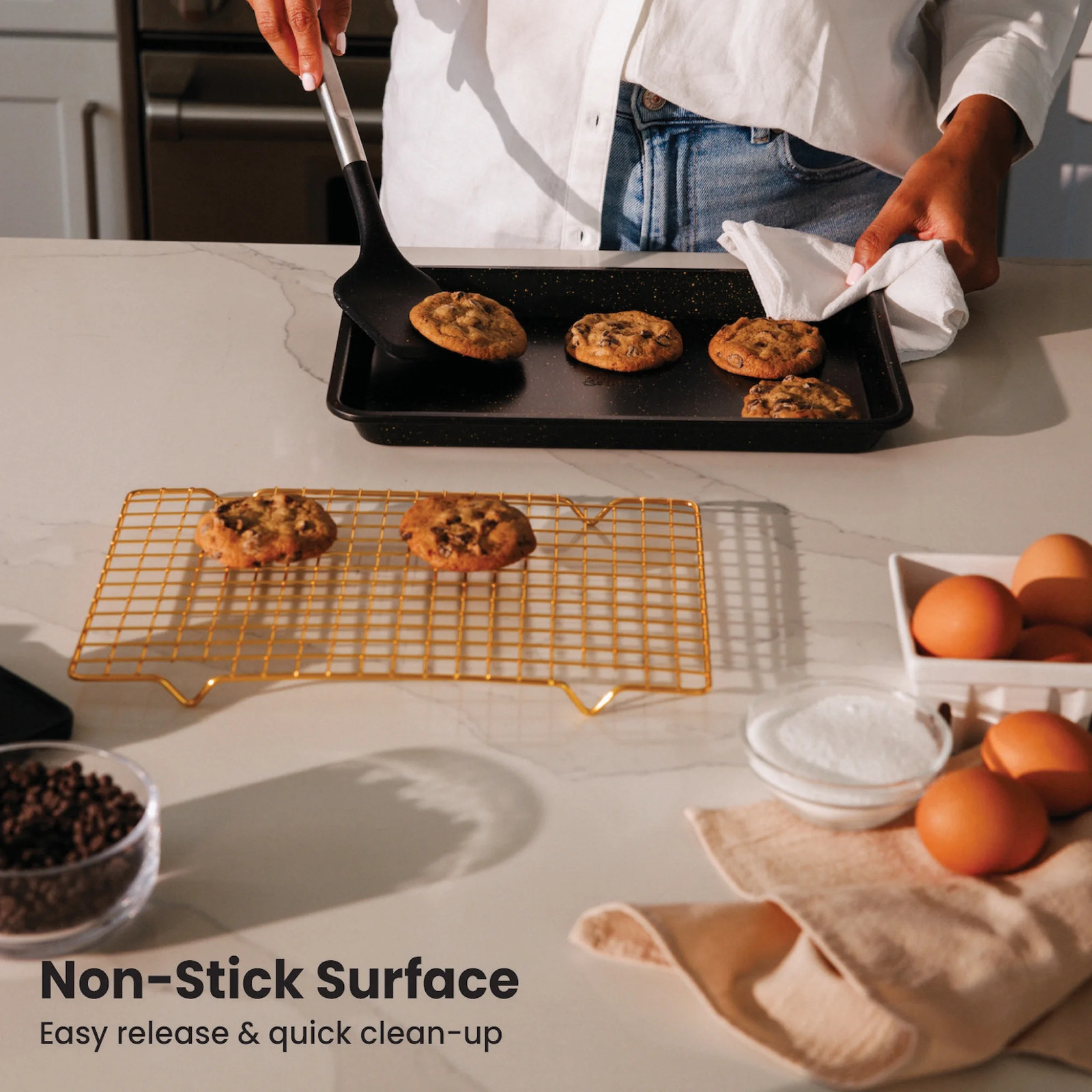 Thyme & Table Non-Stick Rectangle Baking Sheet with Gold Cooling Rack – Black