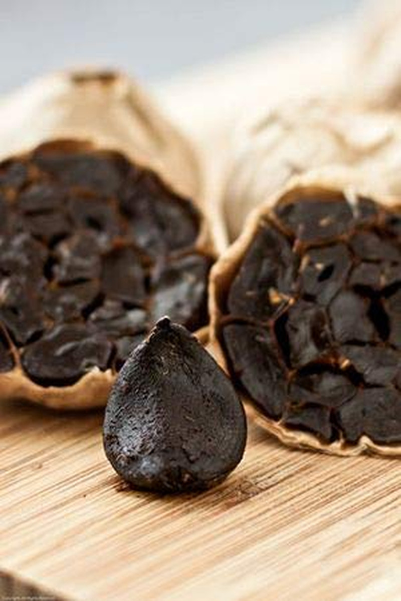 Organic Peeled Black Garlic Aged FULL 90 Days, Vegan, GMO Free, Gluten Free 80gr