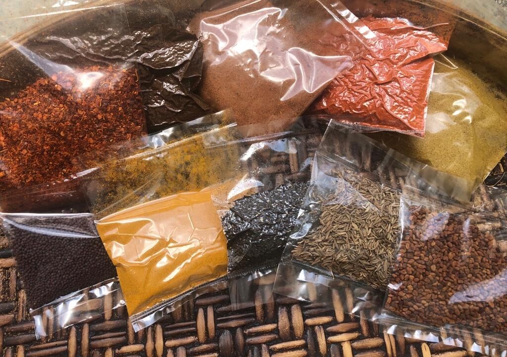 Ceylon Spicy Pack with 10 species Chilly, Turmeric, Curry Powder, etc. 375g