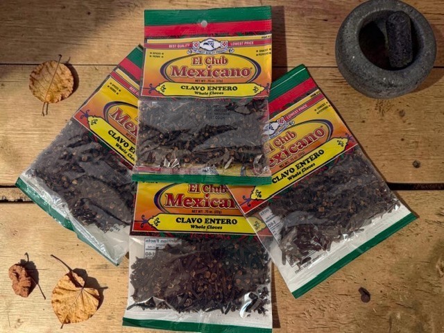 Whole Cloves, Clavo Entero(0.75 oz package) Natural spices