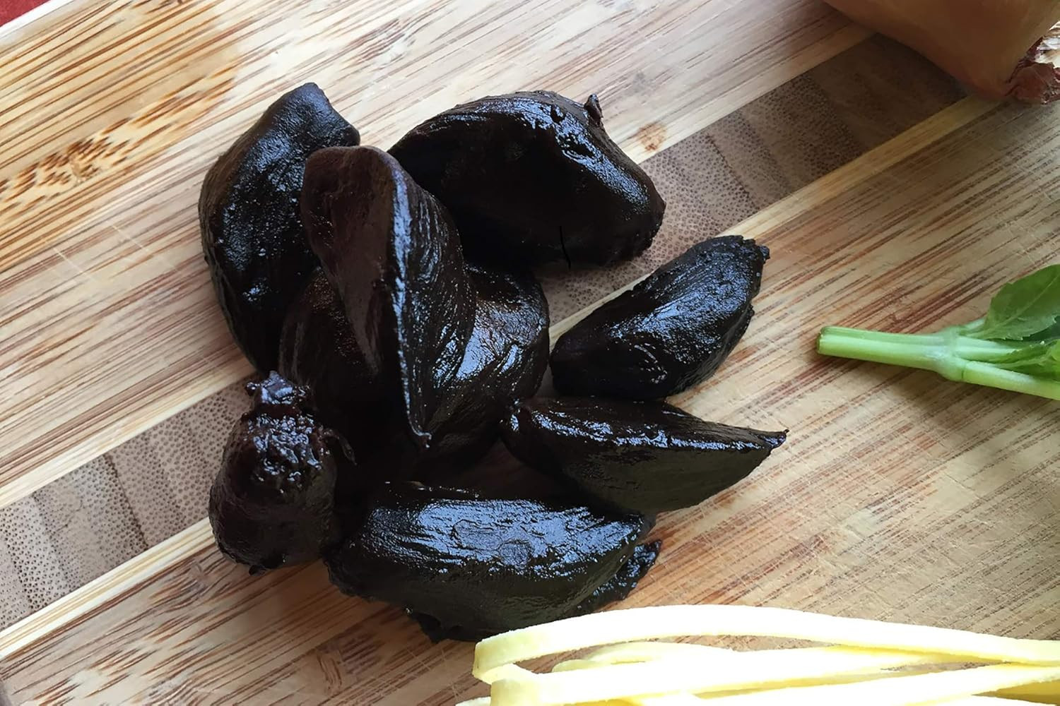 Organic Peeled Black Garlic Aged FULL 90 Days, Vegan, GMO Free, Gluten Free 80gr