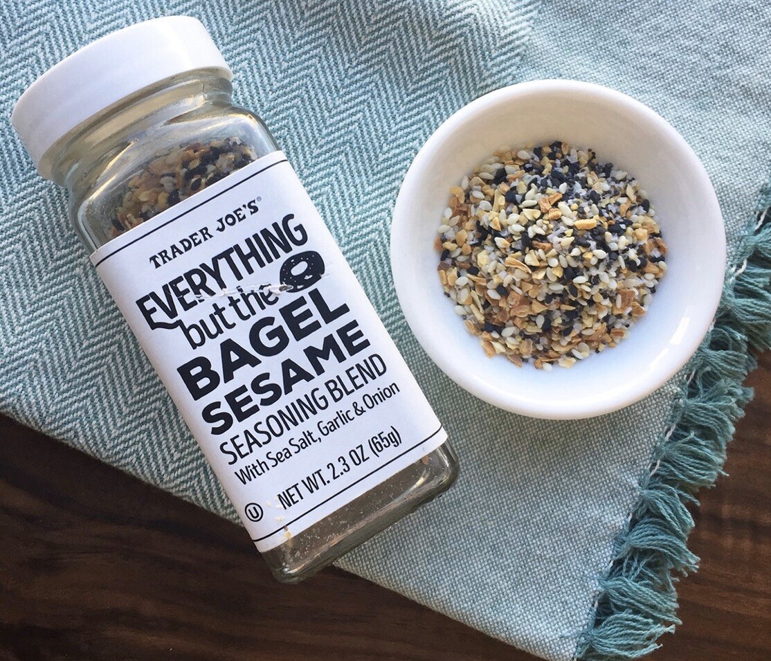 Trader Joe’s 621-TJ-SESAME- LOT OF 2 Everything But The Bagel Bottles 2.3 Oz