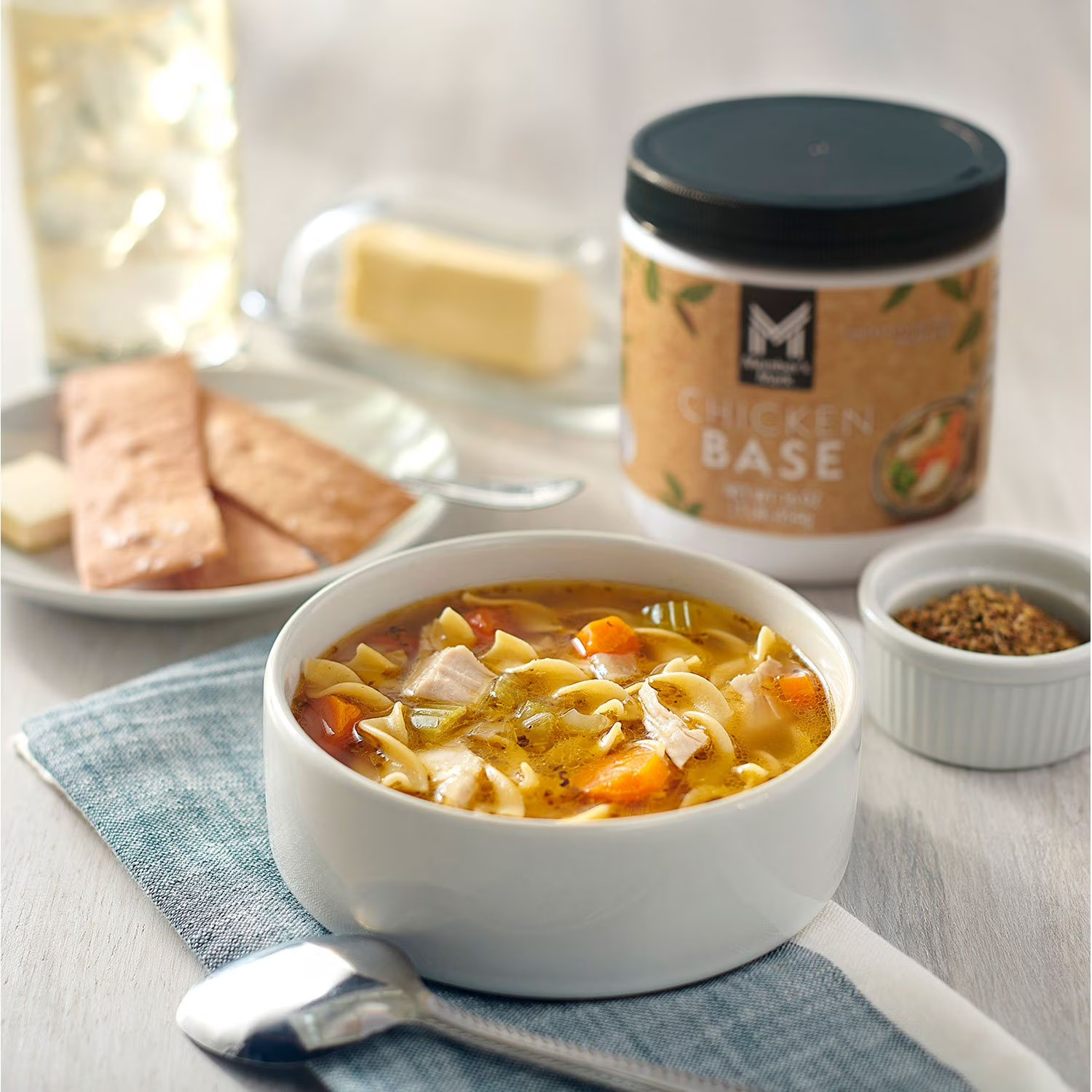 Member’s Mark Chicken Base, 16 oz.