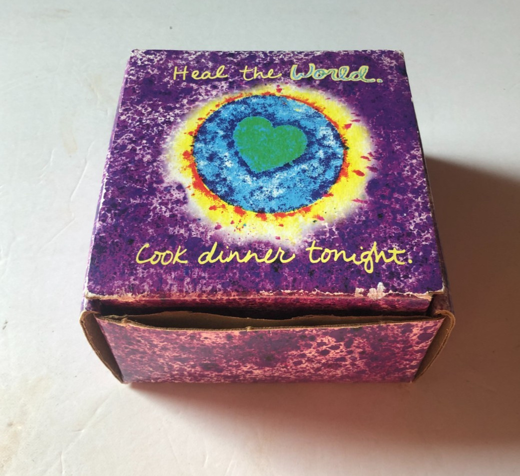 Penzeys Spice “Heal the World…Cook Dinner Tonight” Gift Box 4 Spices 1 oz Jars