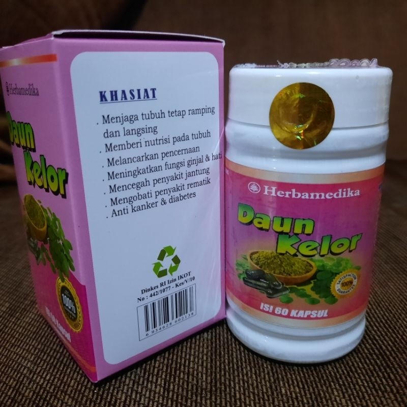 Moringa Leaf Capsules 60 Count, Powder Form, Natural Herbal 120g