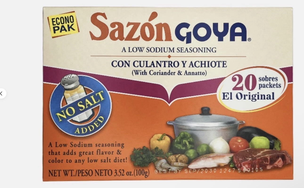 Sazon Goya Low Sodium Seasoning Con Culantro Y Achiote 3.52 oz Pack of 18