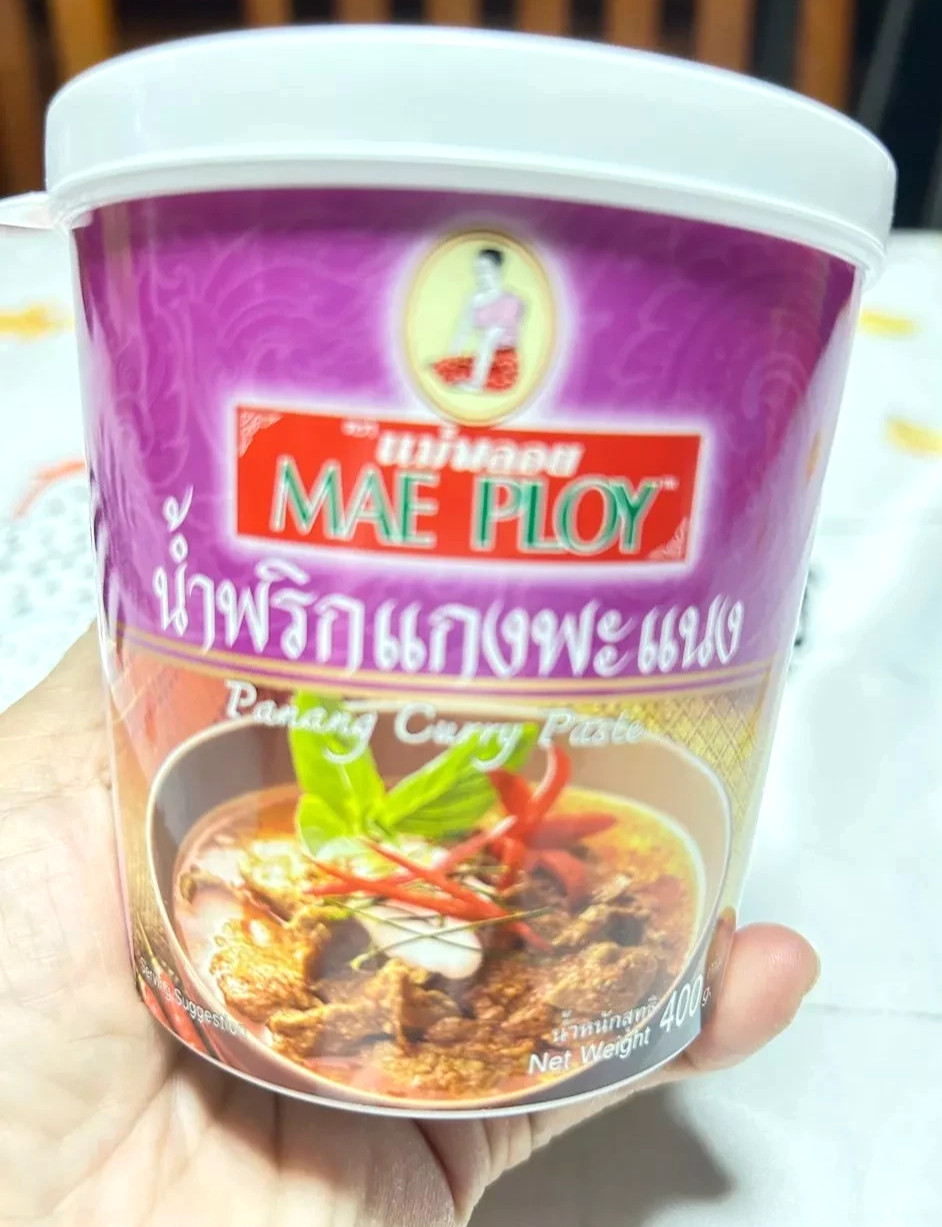 Mae Ploy Panang Curry Paste Thai Authentic Spicy 400g 14 oz