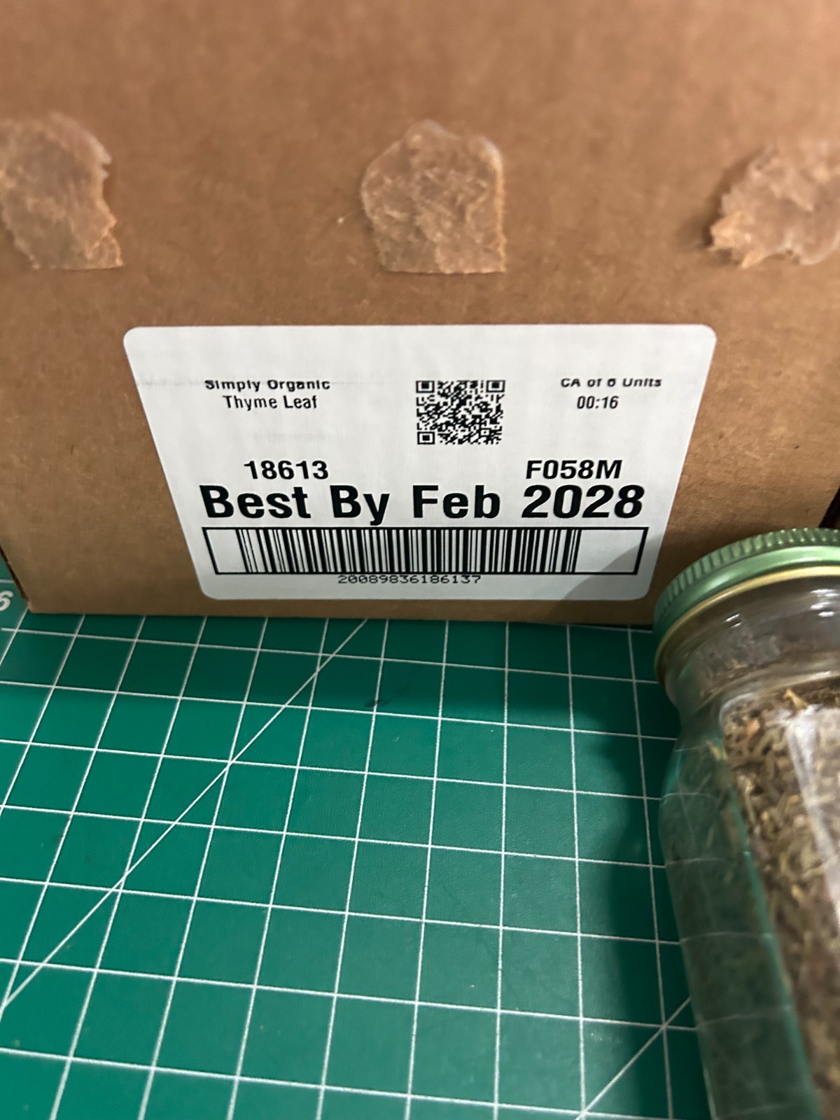 12-PACK LOT Simply Organic KOSHER Whole French Thyme Leaf 0.78 Oz Seasoning
