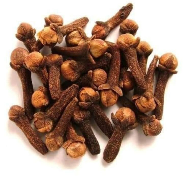 Natural organic dried Green cardamom pods,cinnamom,clove and black pepper