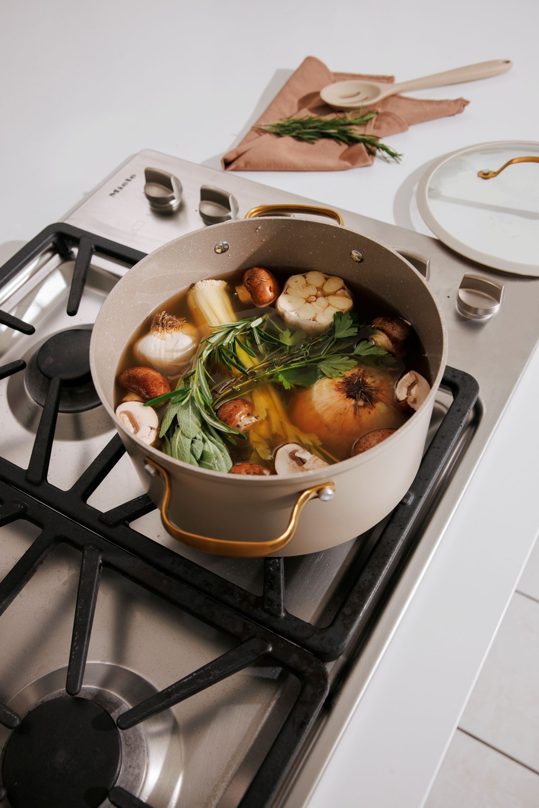 12-Piece Non-Stick Granite Collection Cookware Set, Pots and Pans Set – Taupe &