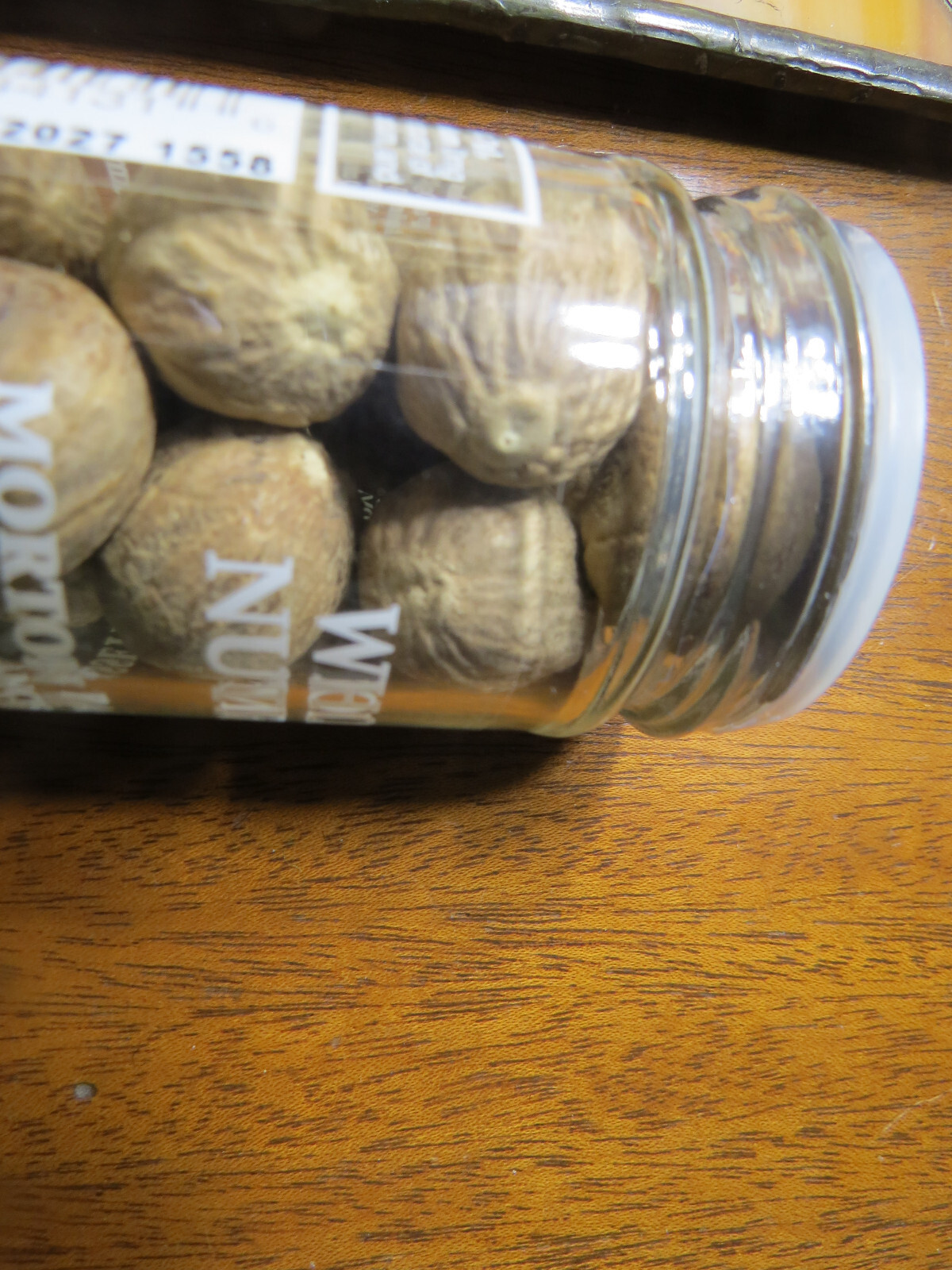 WHOLE NUTMEG MORTON &BASSETT SAN FRANCISCO NEW 1.9 OZ