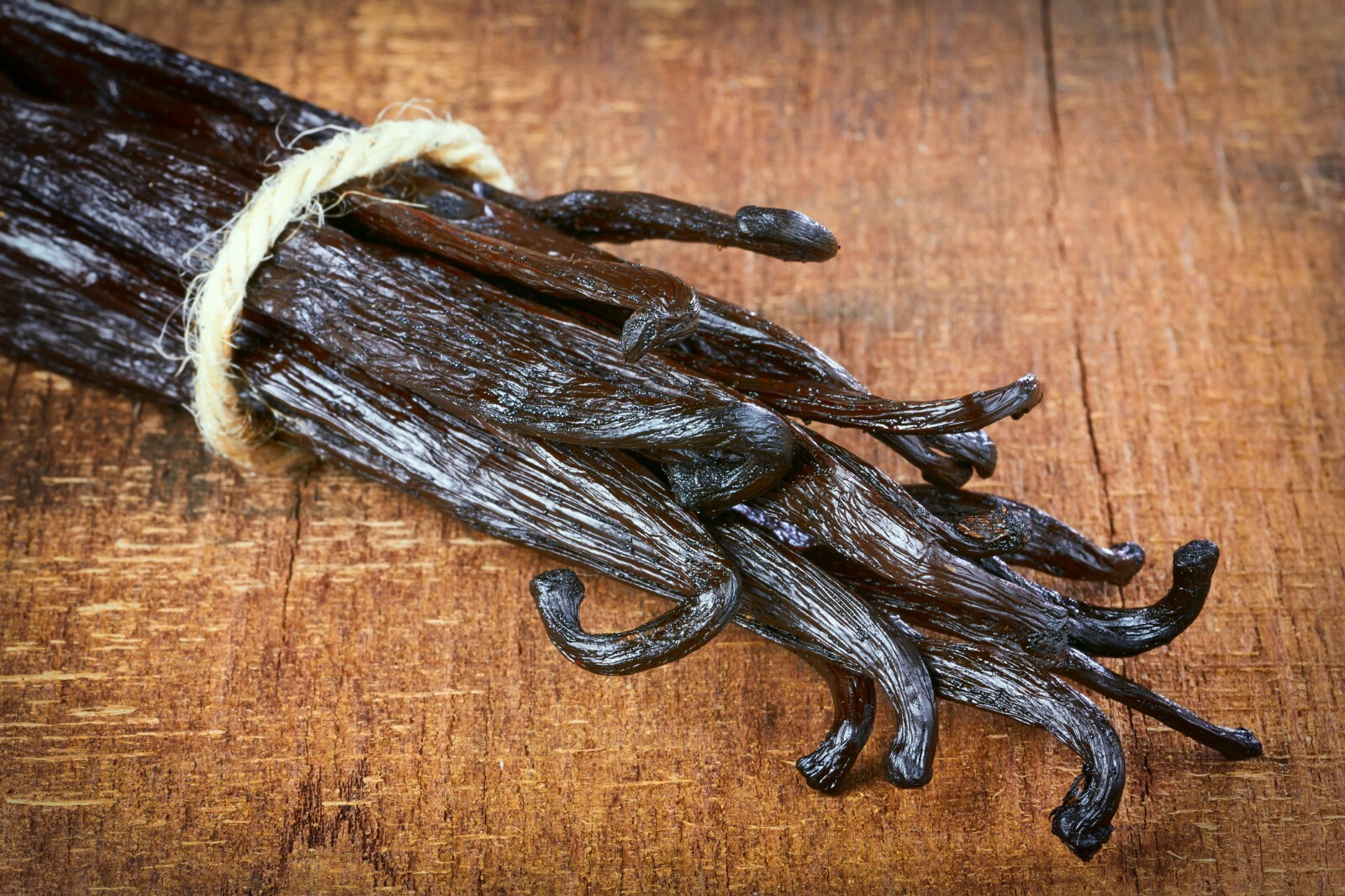 25 ORGANIC Madagascar Gourmet Vanilla Beans Grade A, Whole Beans for Baking