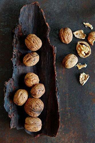 Organic Kashmir Signature Kashmiri Walnuts 200 gm with Mongra Kesar 5 gm saffron