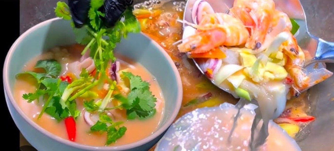 Adabi Tomyam Putih Paste Halal The Whole Family’s Favorite (40g x 10pck)