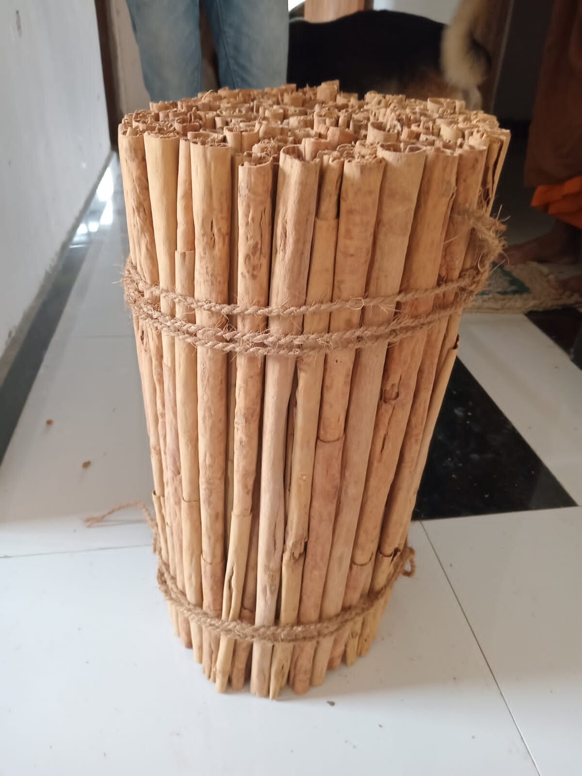 Premium 200g Ceylon Cinnamon Sticks – Handpicked for Supreme Quality – Finest