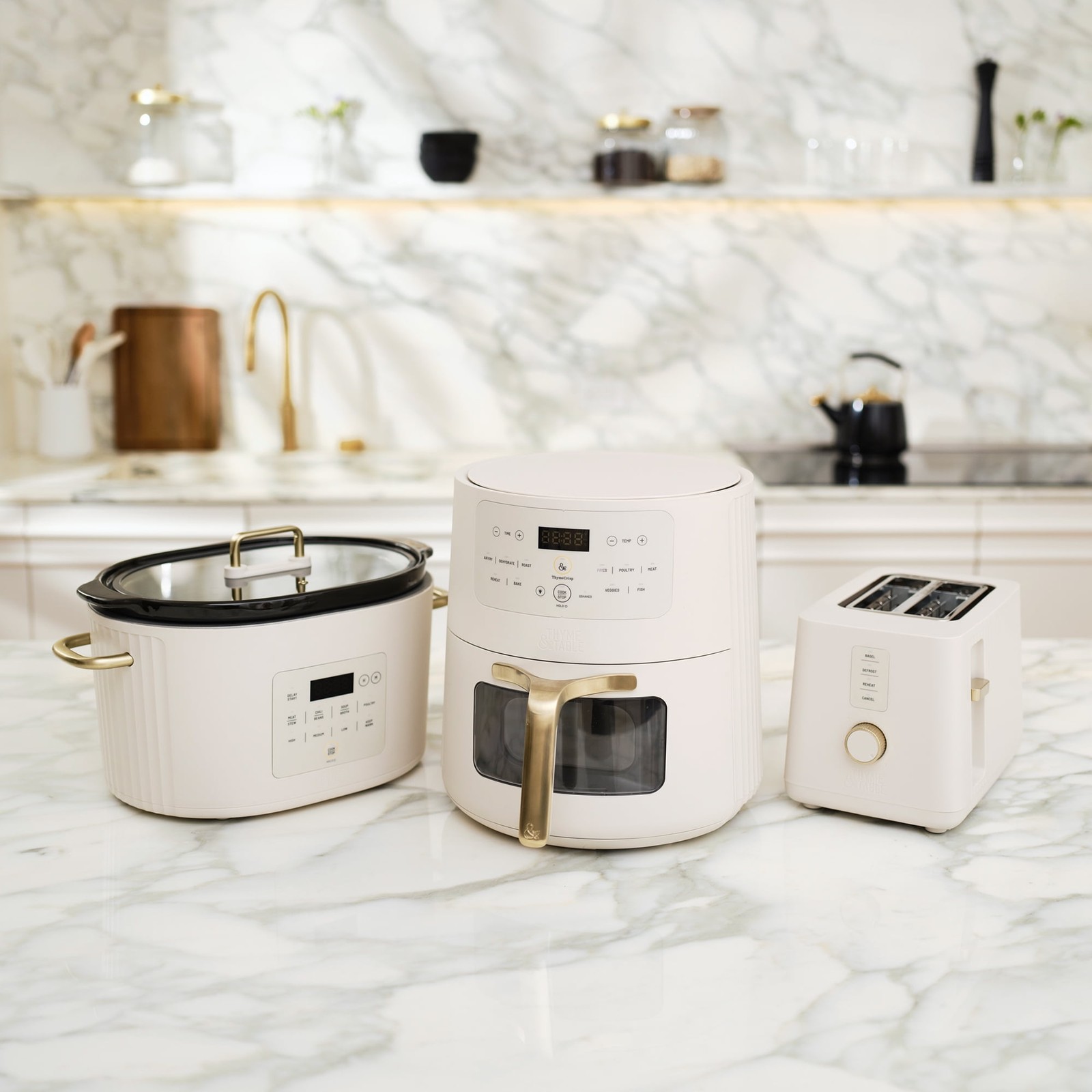 6QT Air Fryer, with Thymecrisp™ and Ceramic-Coated Nonstick Basket, Sand White