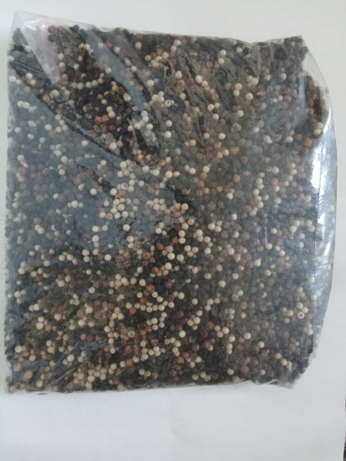 Genuine Whole Pepper Cambodia Kampot Organic Peppercorns Red, Black, White, Mix