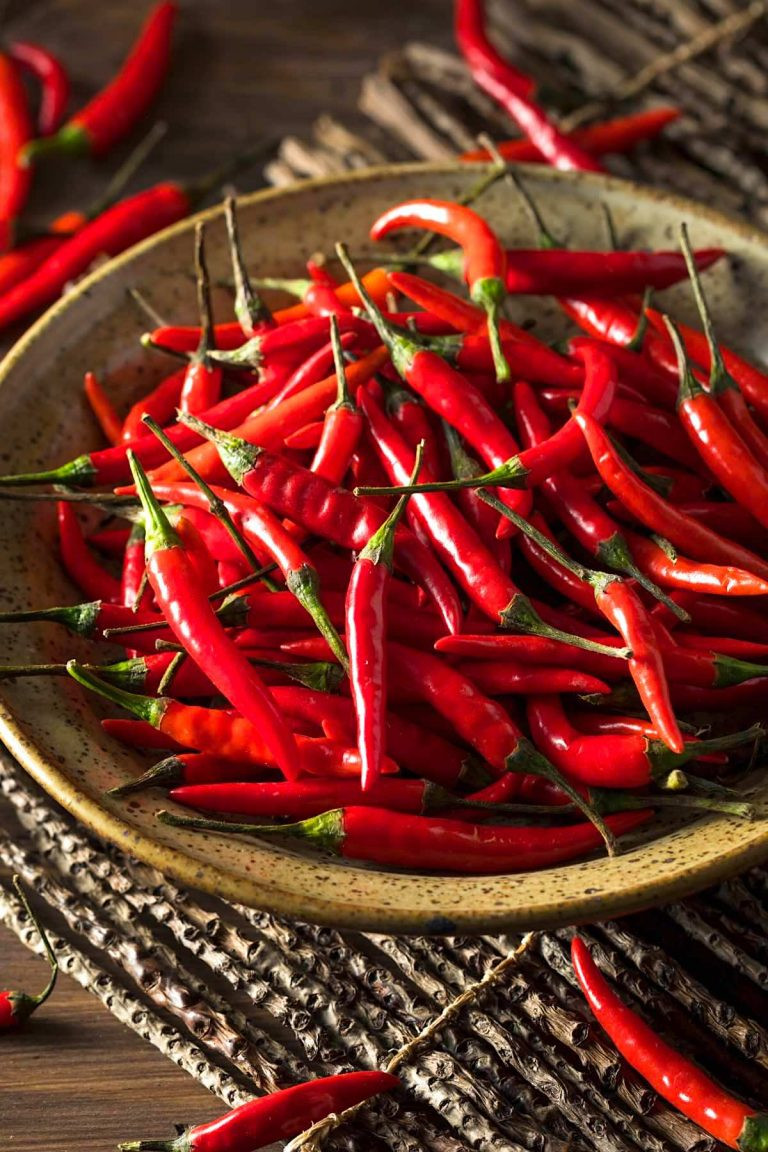 (1) POUND AND (13) OUNCEs) OF Arbol peppers from Thailand.