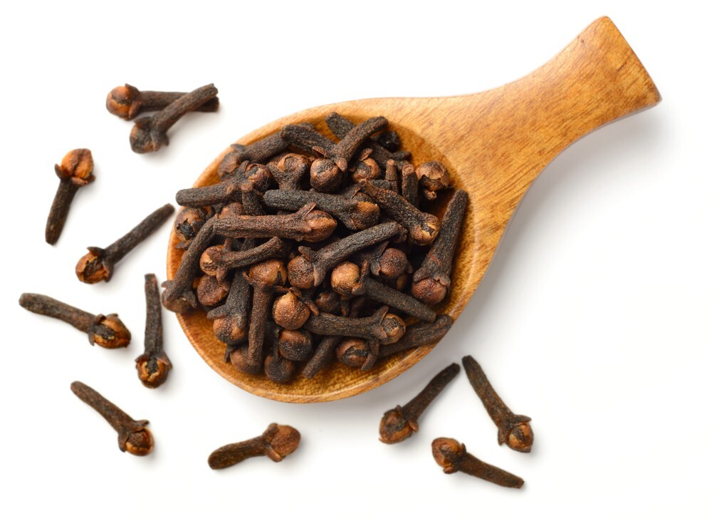 Premium Dried Cloves – Aromatic Spice for Cooking & Aromatherapy – 100% Natural