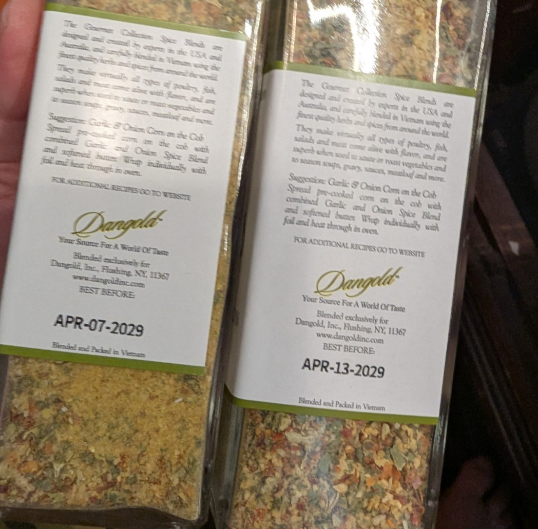 (2) THE GOURMET COLLECTION Spice Blend GARLIC & ONION (Exp Apr 2029) 8.46 oz ea.
