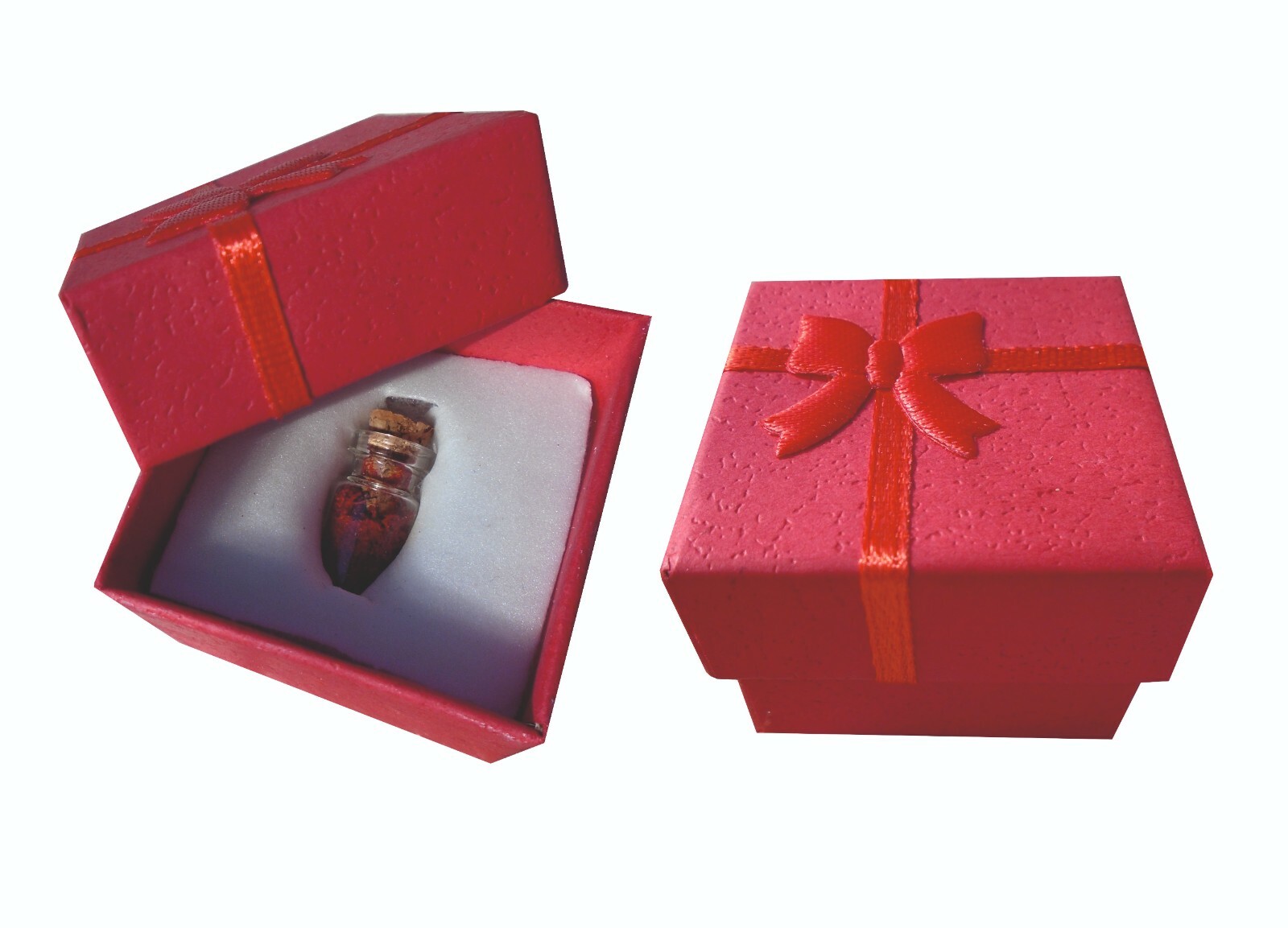 Saffron spice 1 g from Bulgaria certified gold saffron real saffron