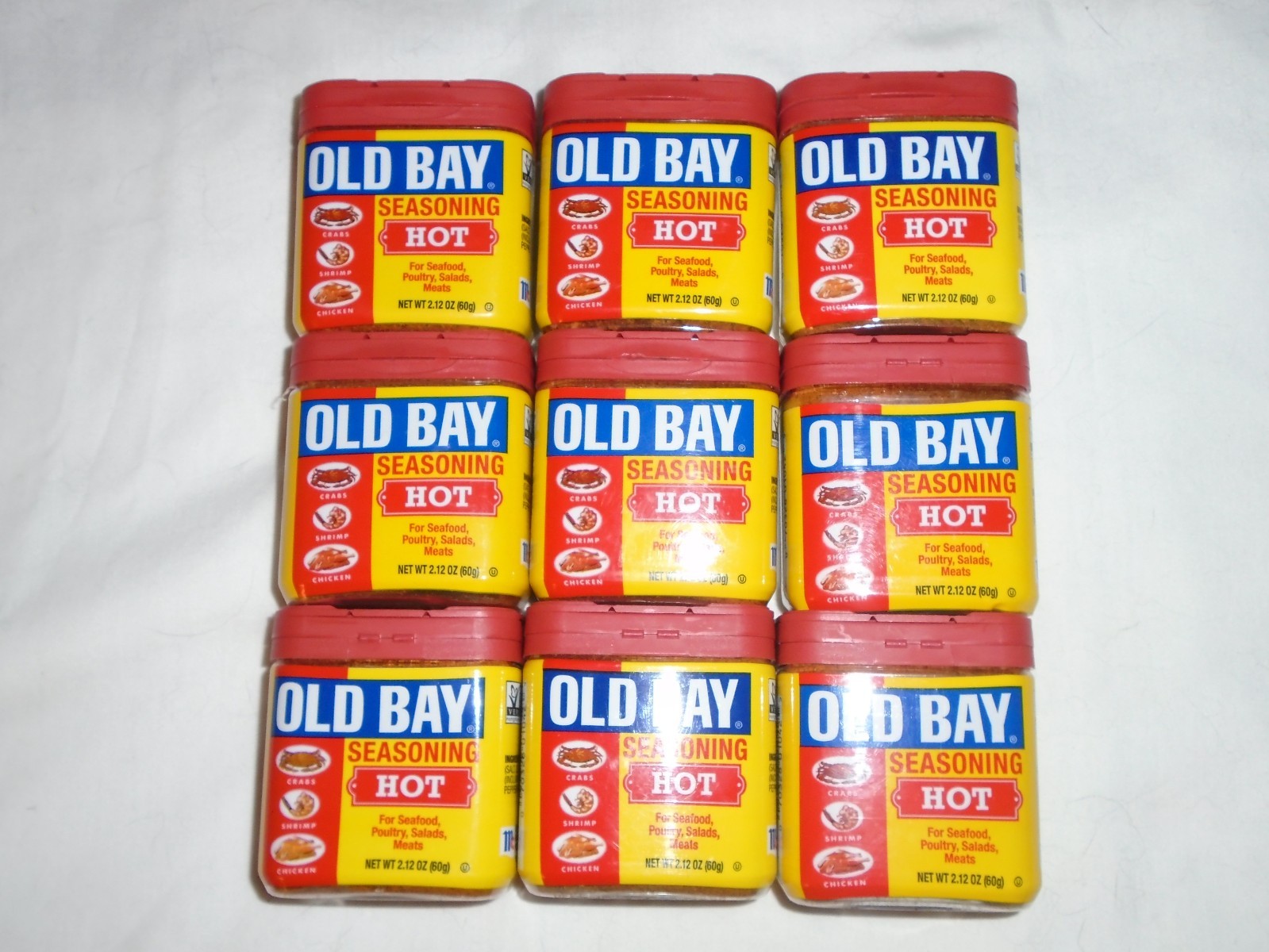 Set of 9 McCormick Old Bay Hot Seasoning 2.12 oz Bottles – NEW.