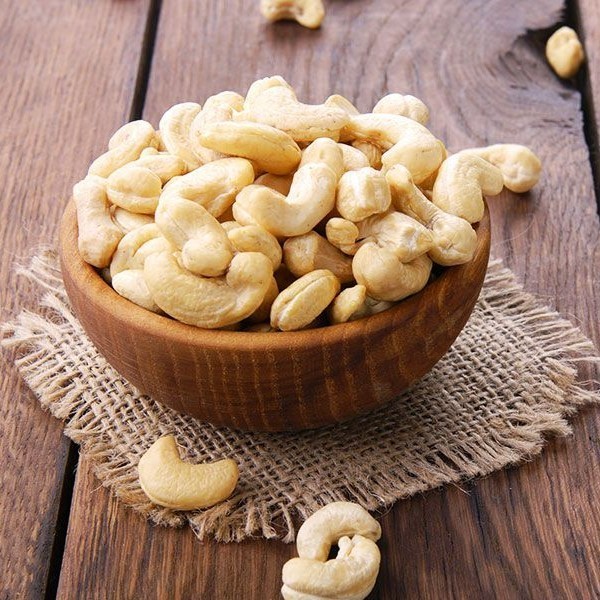 Whole Cashew Natural Premium Cashew Nuts Fresh Crunchy Dry Fruit