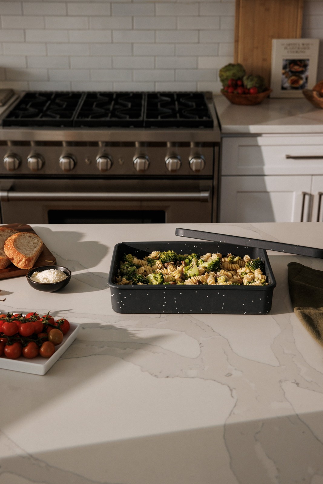 Thyme & Table 9″ X 13″ Silicone Baking Dish & Lid Set – Atlantic Blue