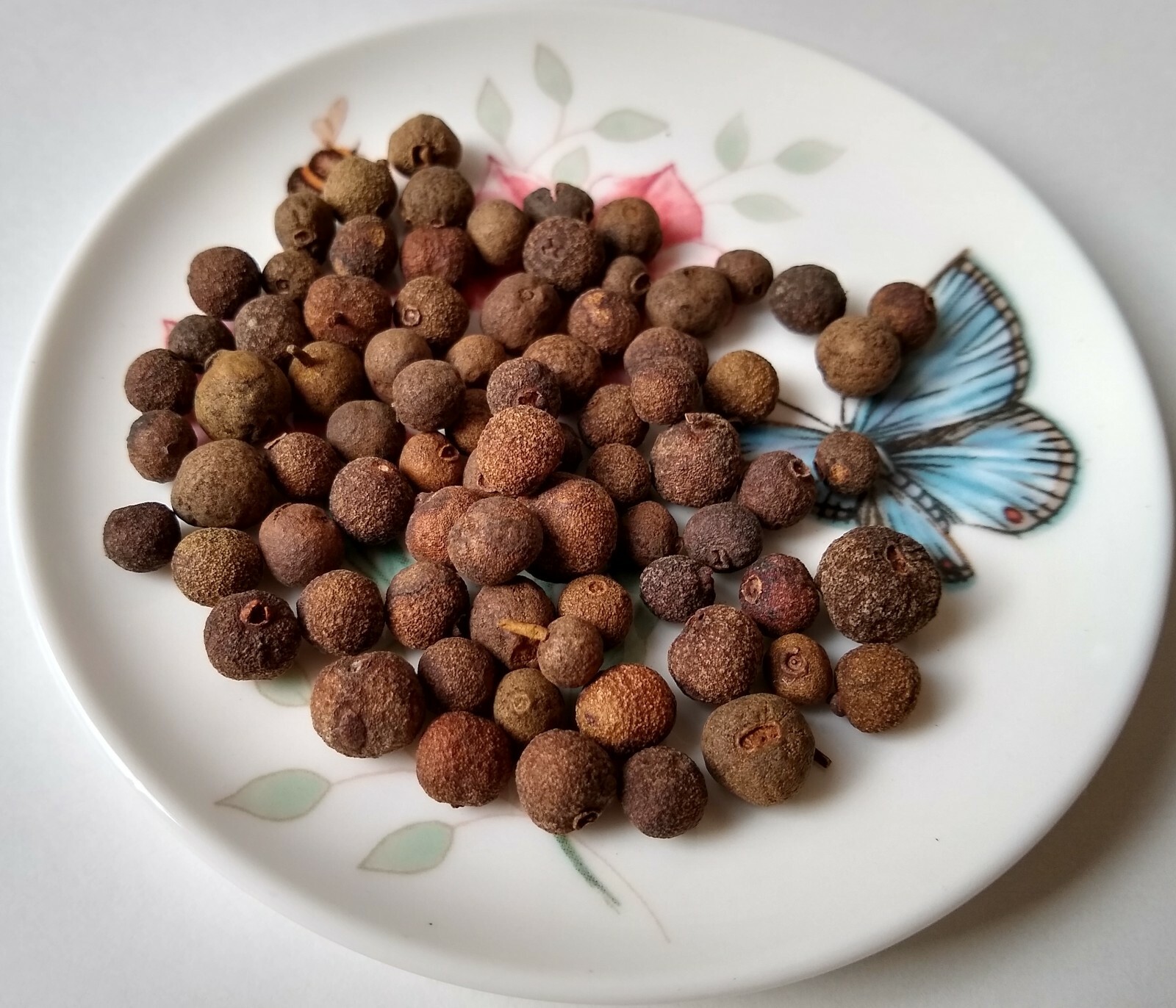 ALLSPICE BERRIES WHOLE GUATEMALA 1 OZ – 2 LB RESEALABLE BAG