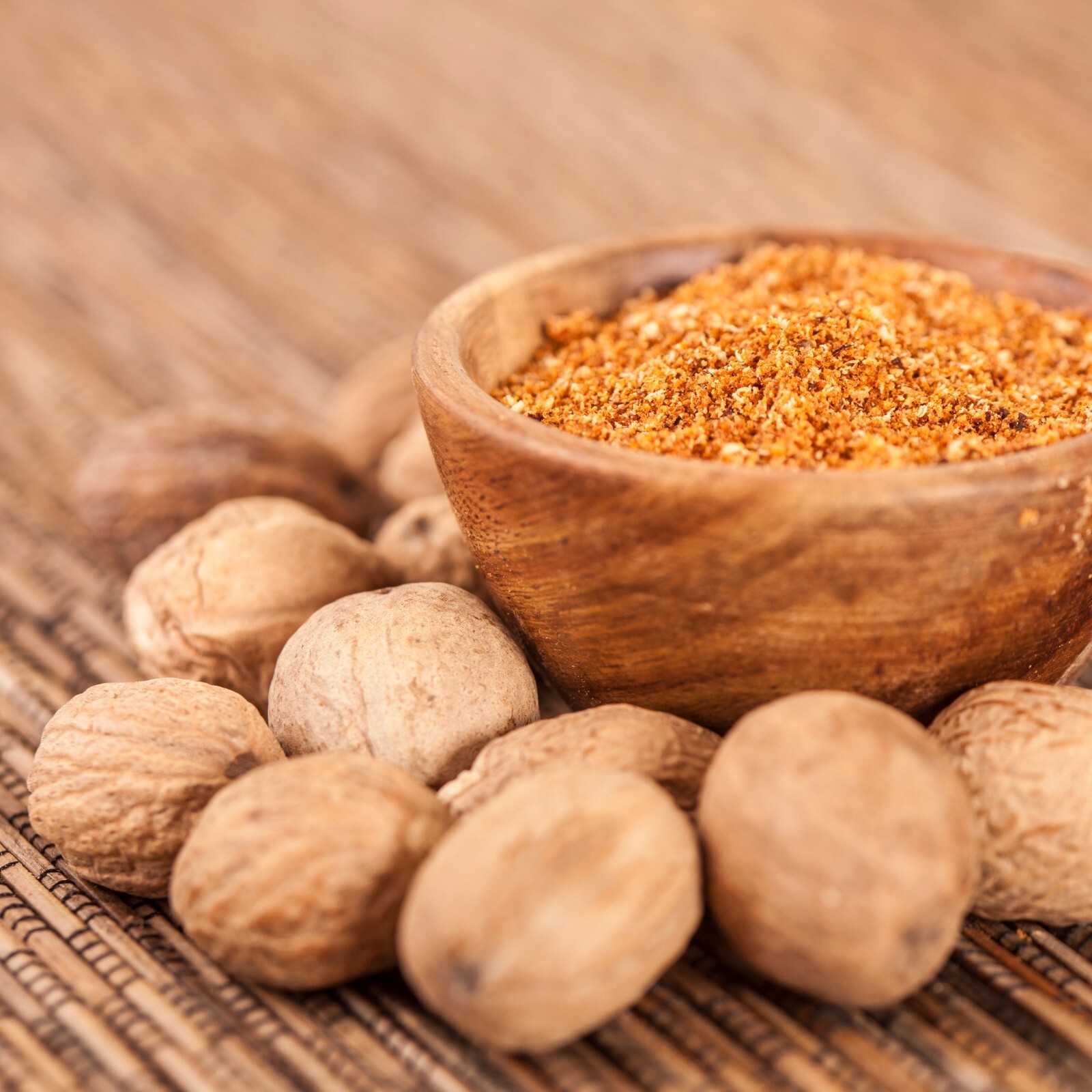 Whole Nutmeg Organic Ceylon Spice Dried Herb Facial Beauty Seasoning For Cooking