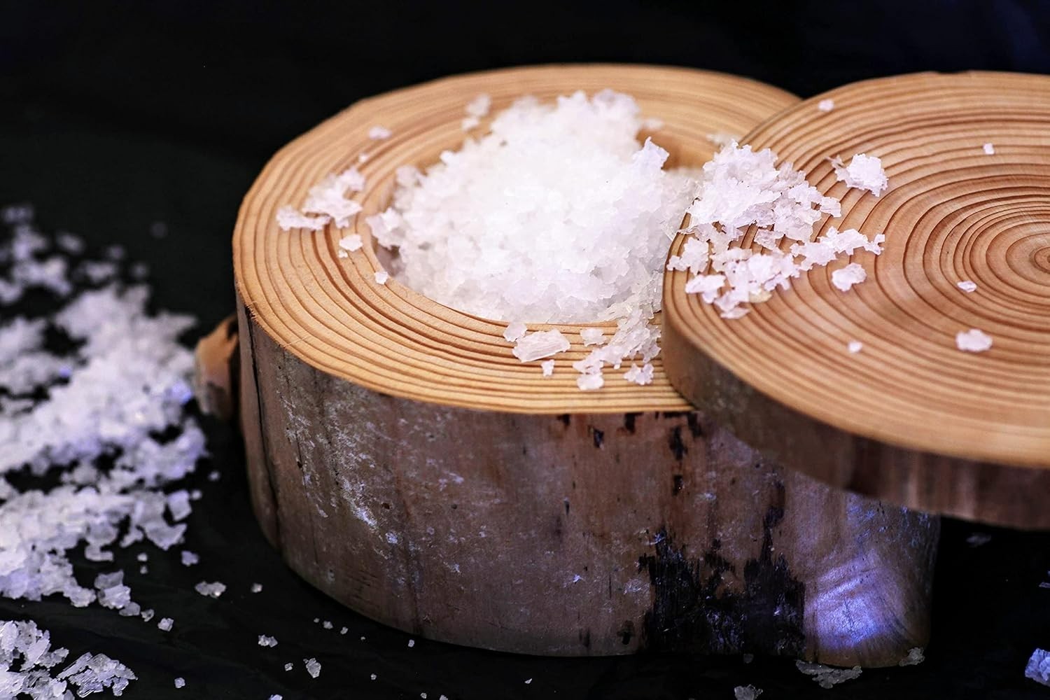 Sea Salt | Premium Flaky Finishing Salt 8.8oz | Hand-Harvested Canadian Pyramid