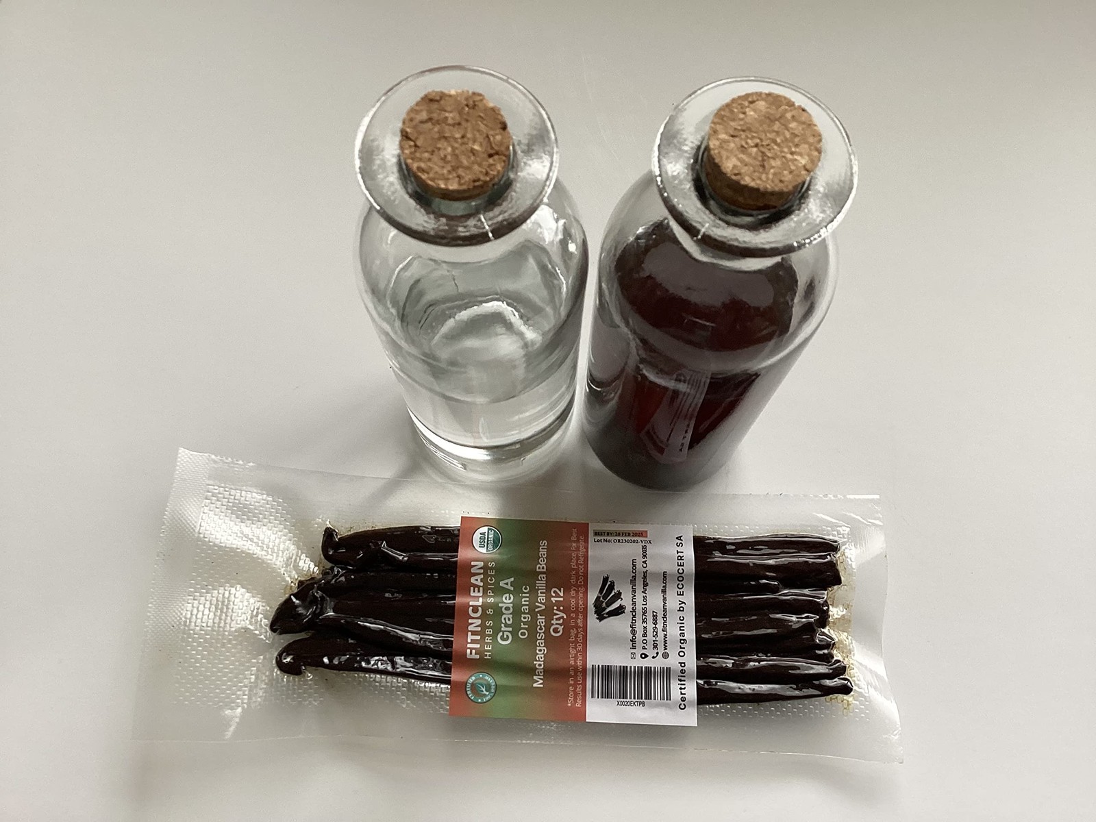 12 Organic Madagascar Vanilla Beans Grade A. Certified USDA Organic 6″-7.5″ b…