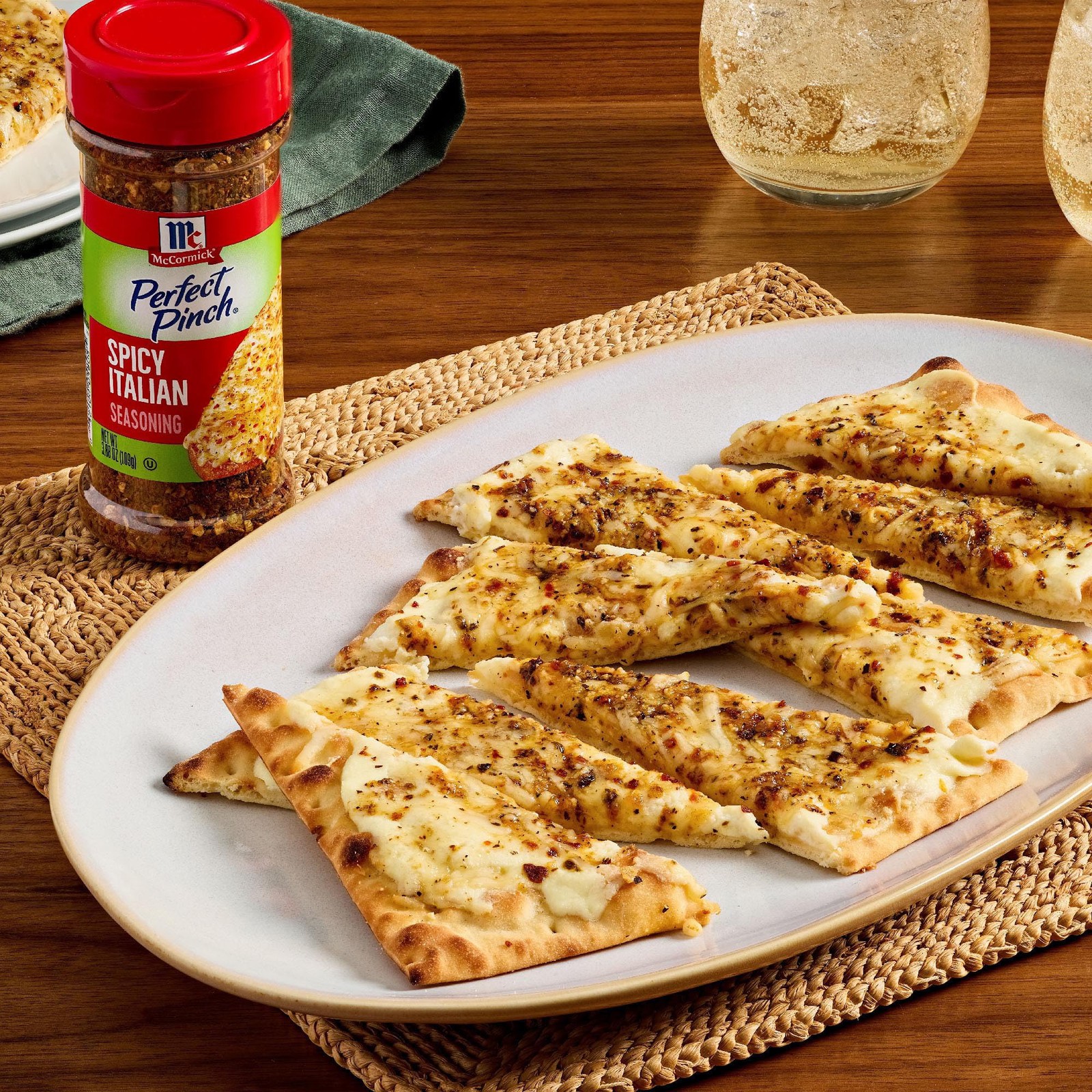 Spicy Italian Seasoning Blend Pizza Pasta Sauce Flavor Kick 3.88 oz