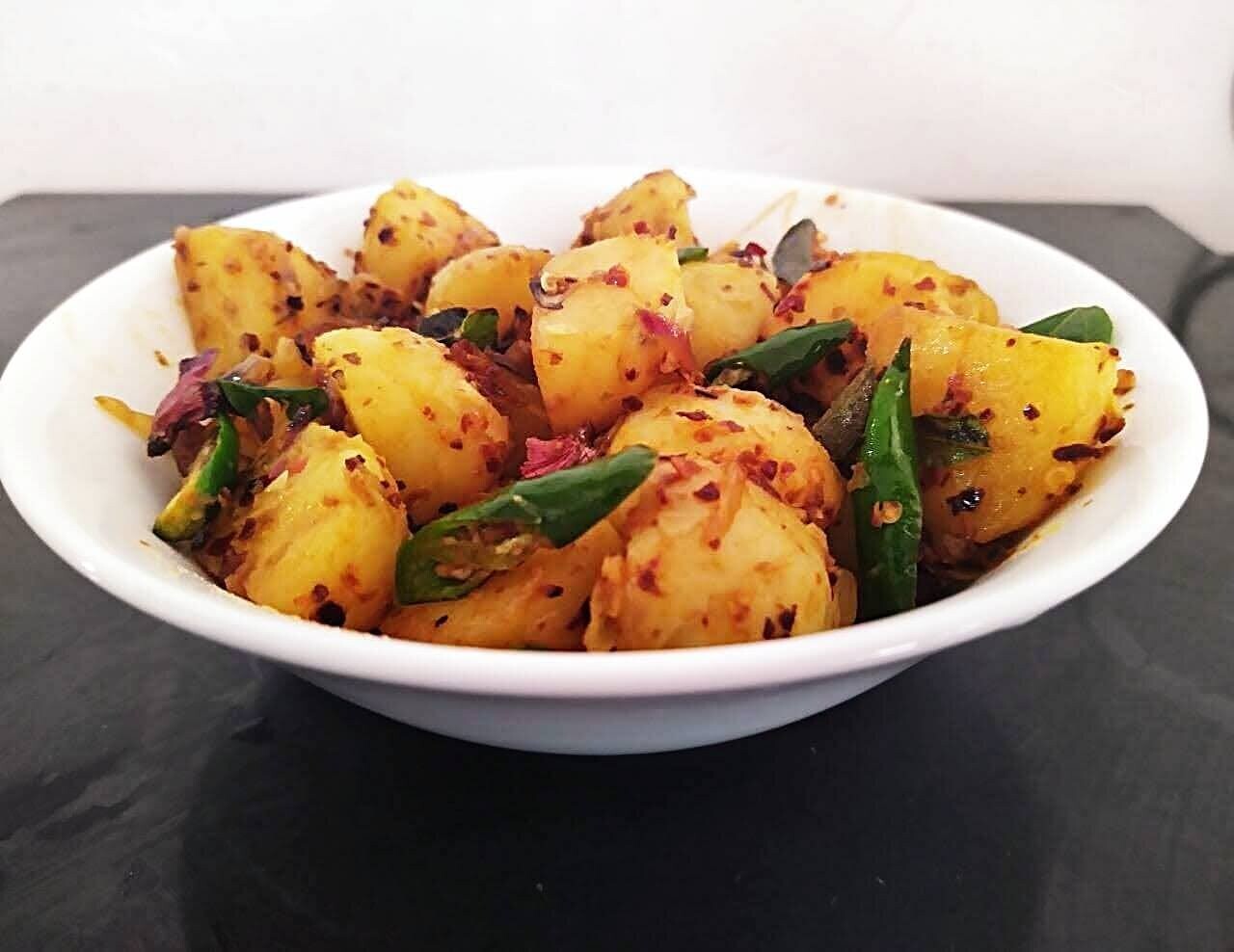 MD Maldive Fish Sambol (Maasi/ Umbalakada sambal) 10oz(300g) | Spicy | Side dish