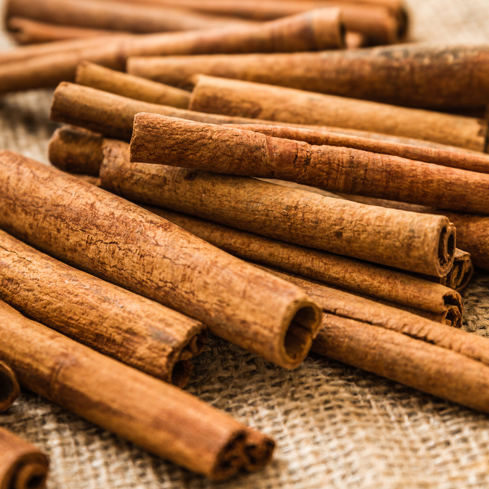Organic Cinnamon Sticks – Pure Fragrant Spice