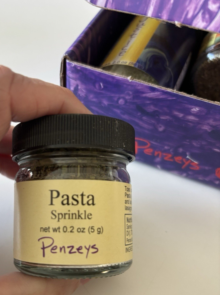 Penzeys Spices Peace Mini Gift Box Set + “Embrace Hope” Magnet