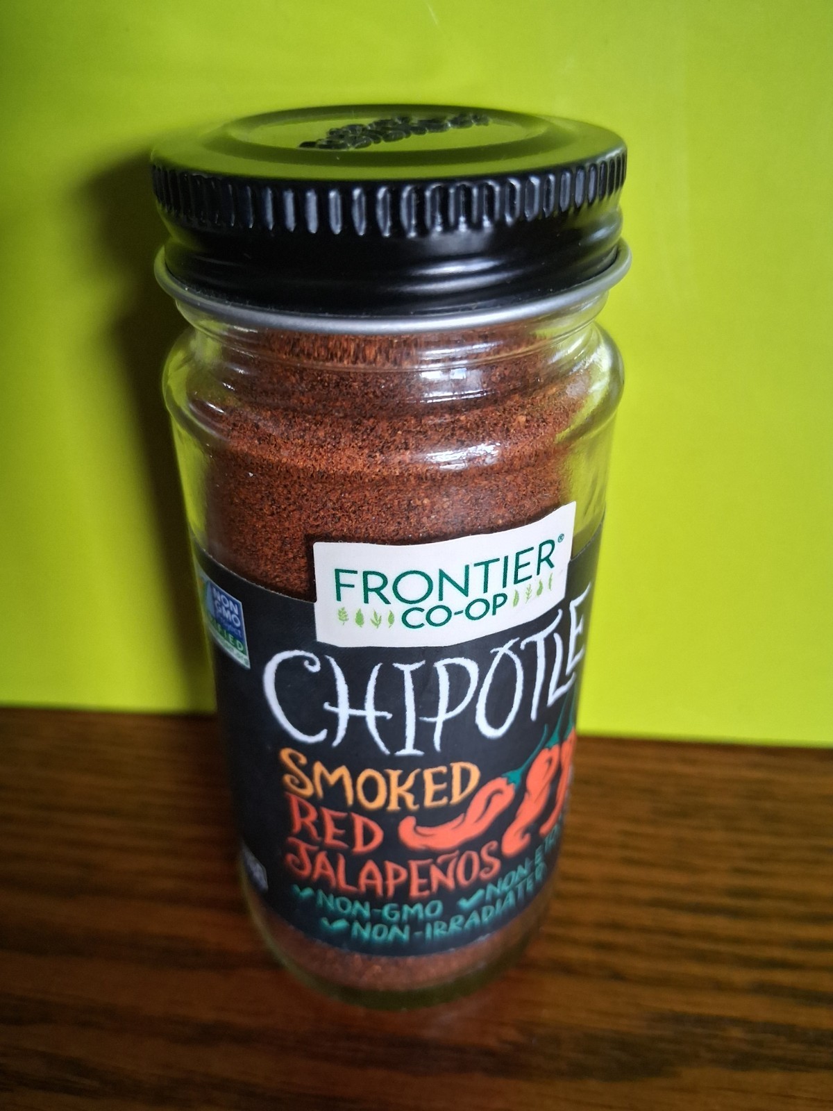 Frontier Co-op Ground Chipotle Smoked Red Jalapenos 2.15 Ounce Non-GMO