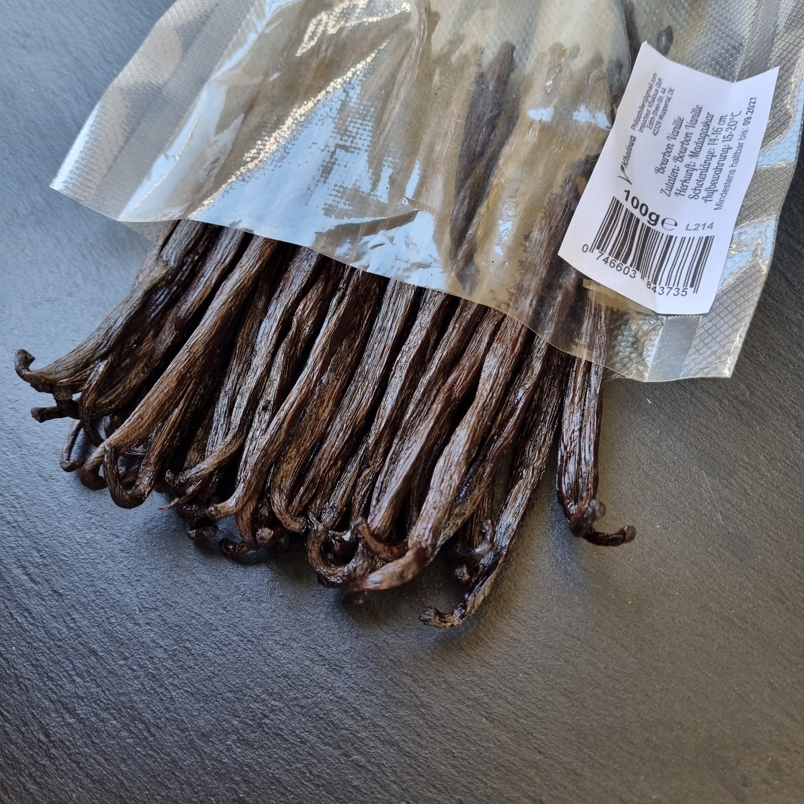100G PREMIUM Bourbon Vanilla Madagascar