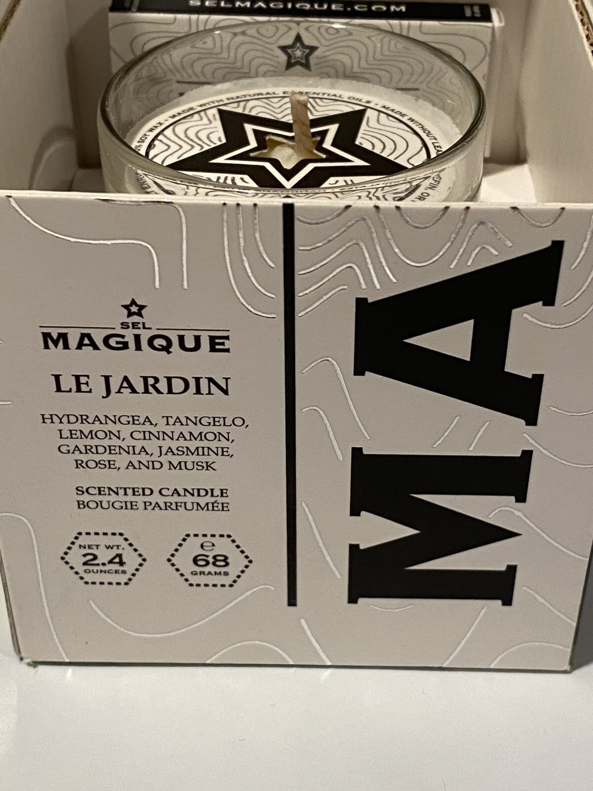 Sel-Magique Le Jardin Candle (Hydrangea Tangelo Lemon Cinnamon Rose) 2.4oz New