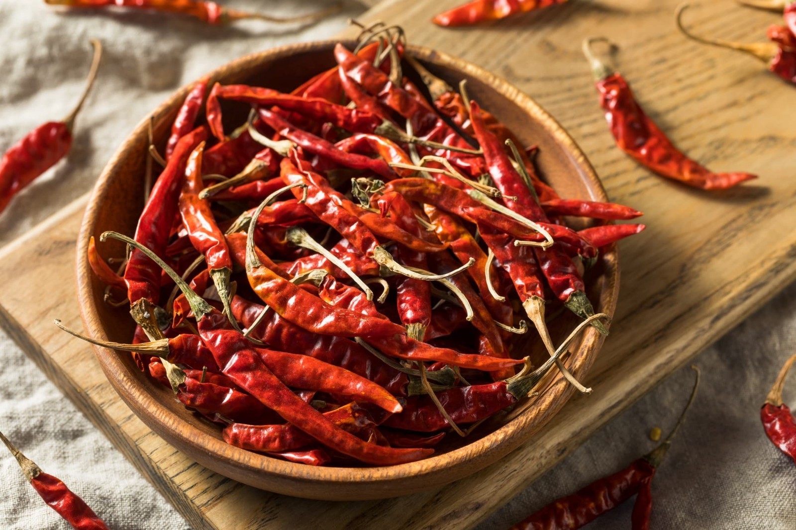 8oz Dried Arbol Chili Pods / Whole / MEXICAN CUISINE / Hot Spicy / DELICIOUS