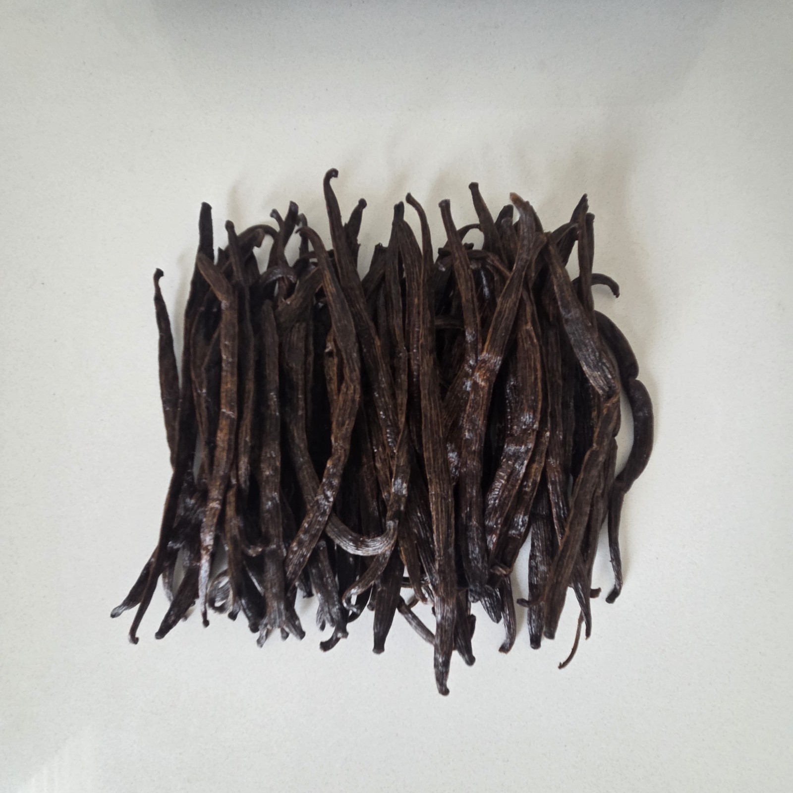 Madagascar Vanilla beans 1 kg Grade-C For Extract