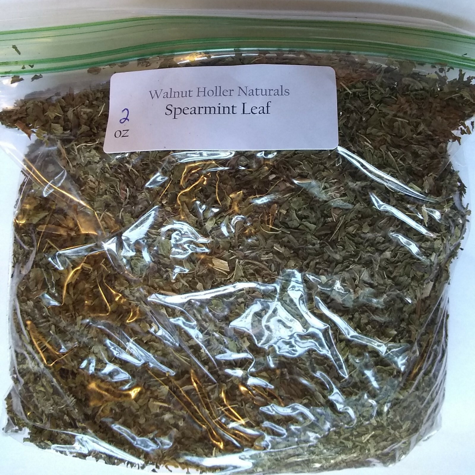 Spearmint leaves, dried and medium cut, 3 sizes
