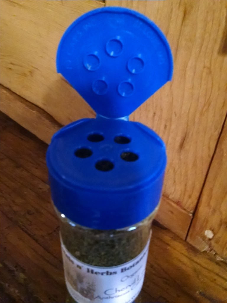 Chervil Leaf (Anthriscus Cerefolium) driedc/s Organic – 1/2 oz. shaker bottle