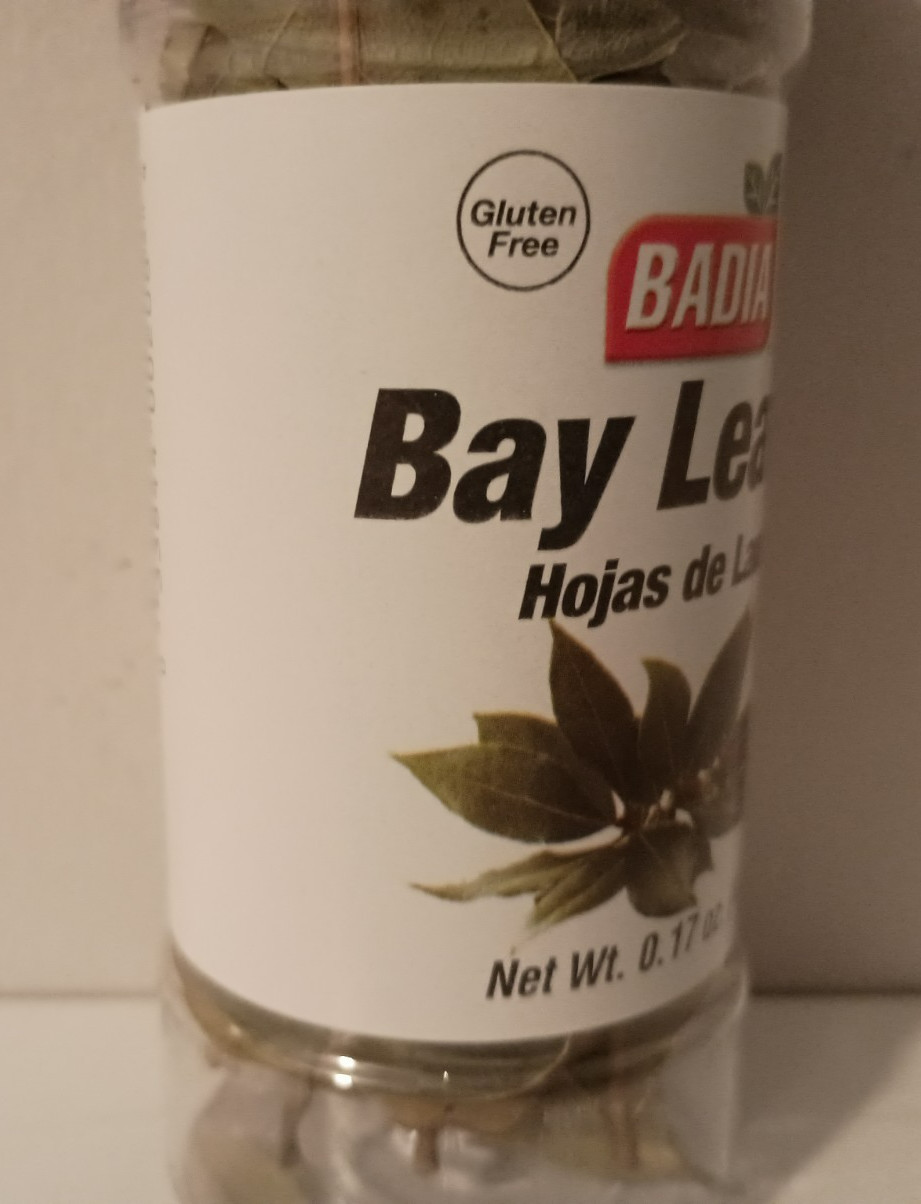Badia® Whole Bay Leaves / Hojas de Laurel 0.17 oz Bottle Aromatic & Flavorful GF