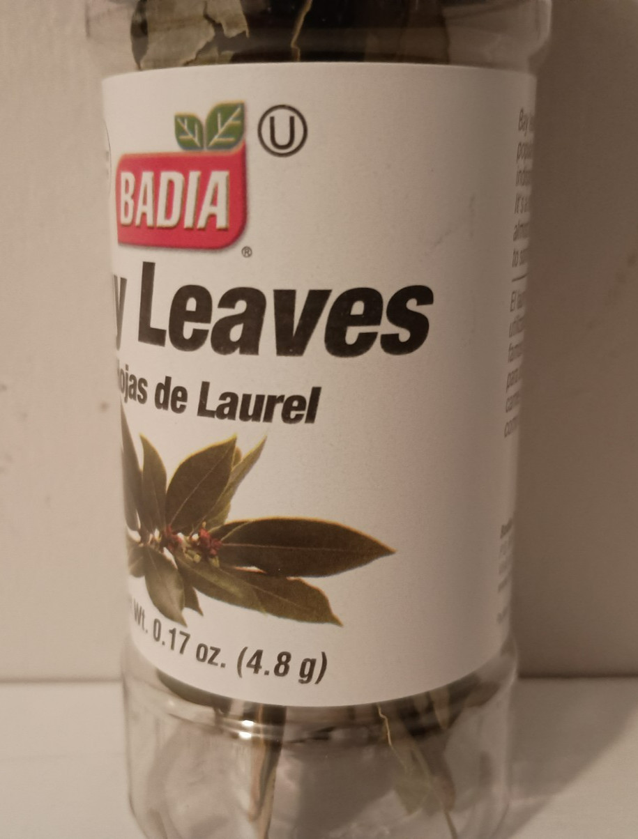 Badia® Whole Bay Leaves / Hojas de Laurel 0.17 oz Bottle Aromatic & Flavorful GF