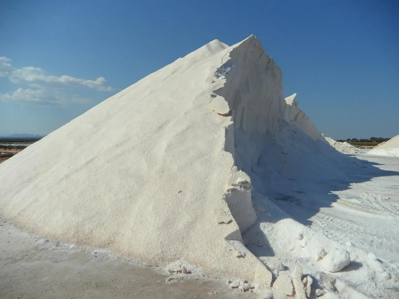 Lake Ankerio Salt from the Artisan Salts of the World by Merchant Spice Co.